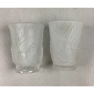 Set Of 2 Frosted Glasses With Chickens On The Sides - 3”H